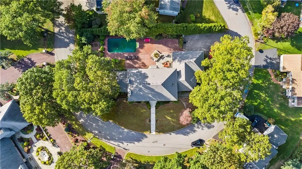 70 Cedar Bay Drive Warwick RI 02888