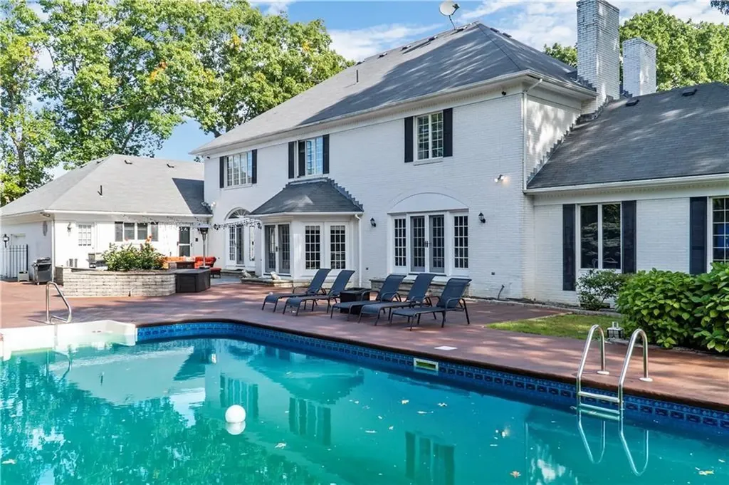70 Cedar Bay Drive Warwick RI 02888