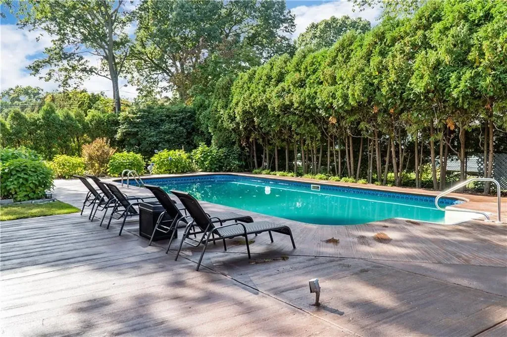 70 Cedar Bay Drive Warwick RI 02888