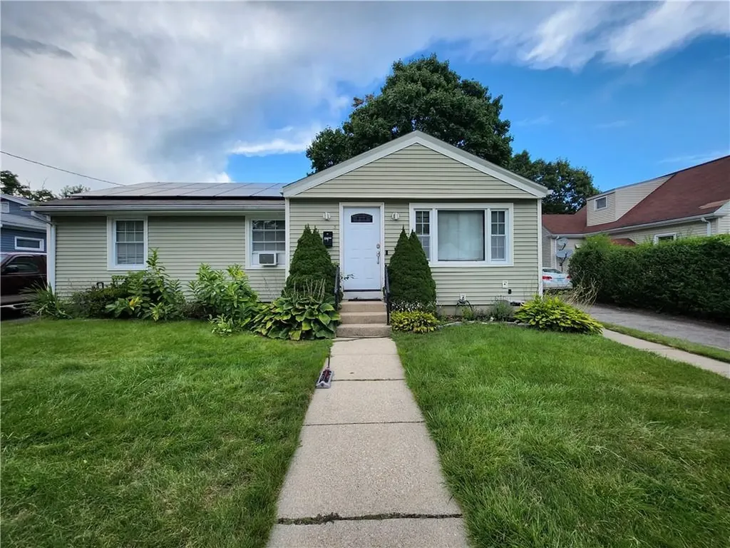 3 Luther Street Johnston RI 02919