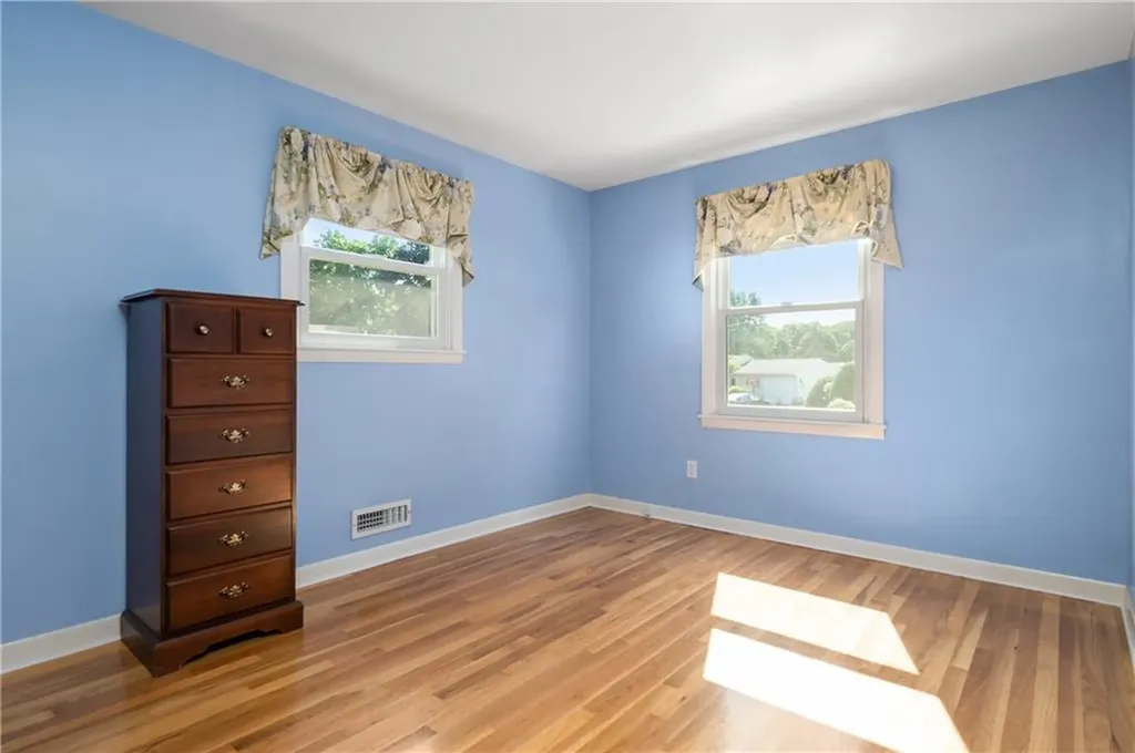 25 Sleepy Hollow Drive Cumberland RI 02864