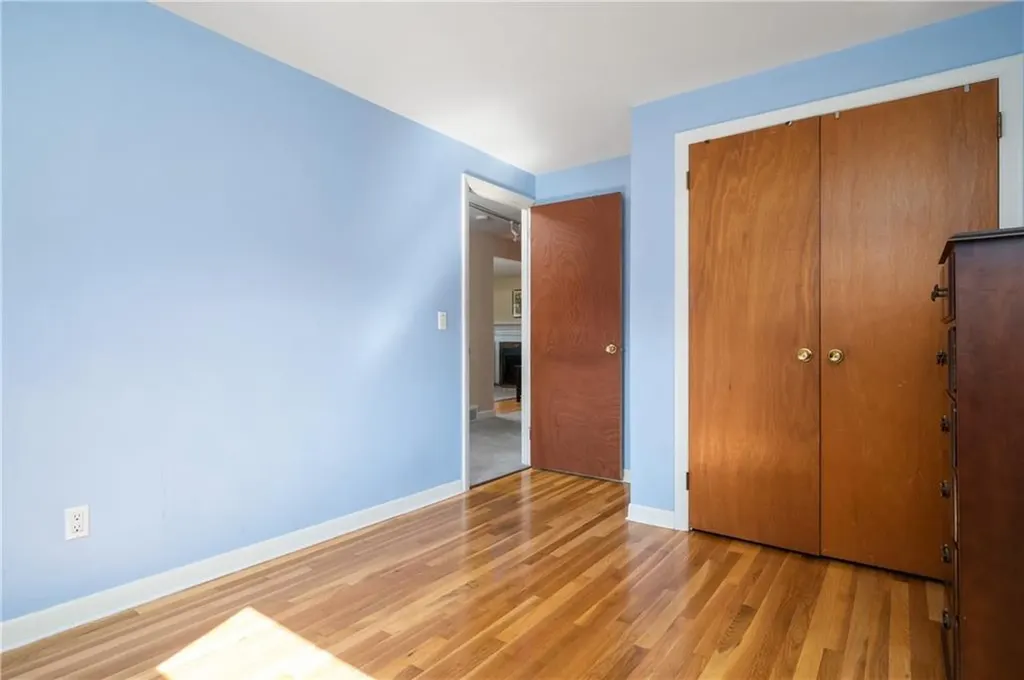 25 Sleepy Hollow Drive Cumberland RI 02864
