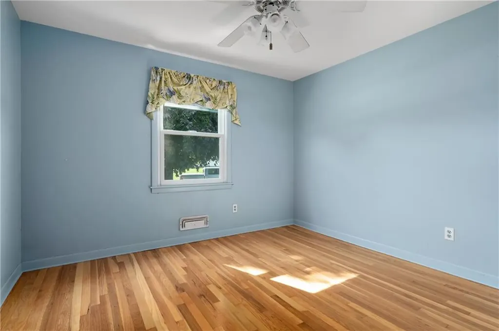 25 Sleepy Hollow Drive Cumberland RI 02864