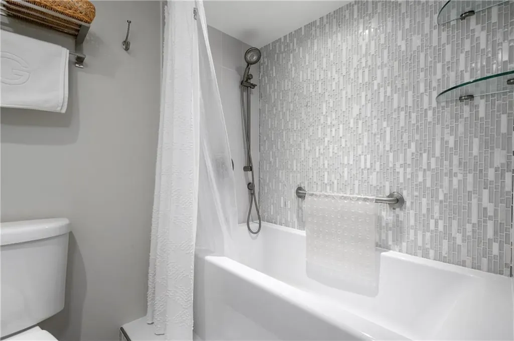 25 Sleepy Hollow Drive Cumberland RI 02864