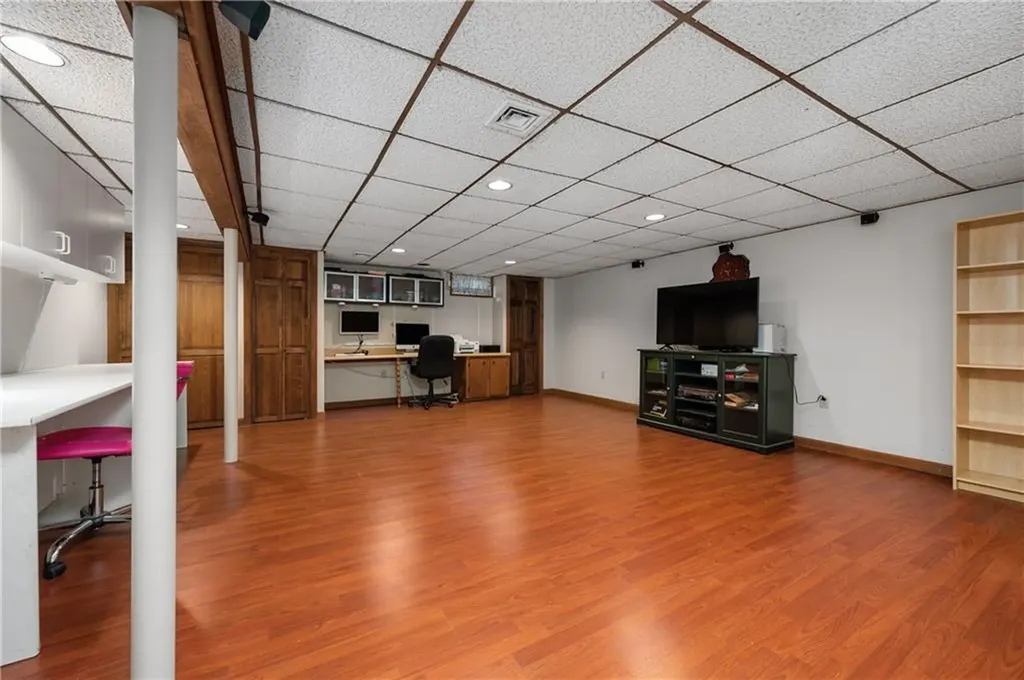 25 Sleepy Hollow Drive Cumberland RI 02864