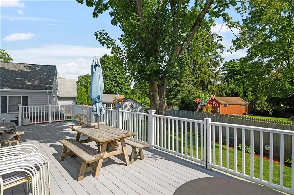 25 Sleepy Hollow Drive Cumberland RI 02864