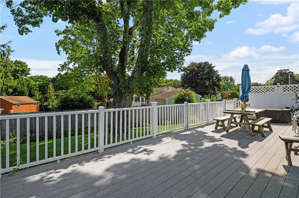 25 Sleepy Hollow Drive Cumberland RI 02864