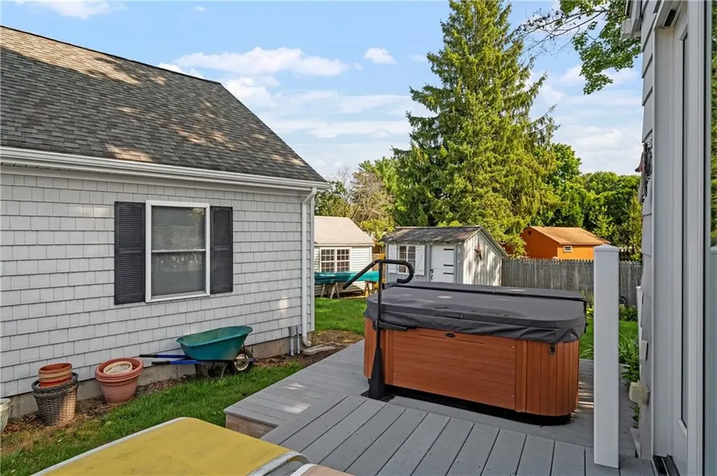 25 Sleepy Hollow Drive Cumberland RI 02864