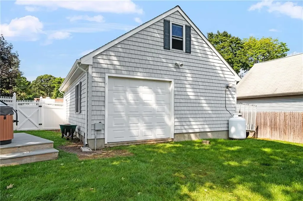 25 Sleepy Hollow Drive Cumberland RI 02864