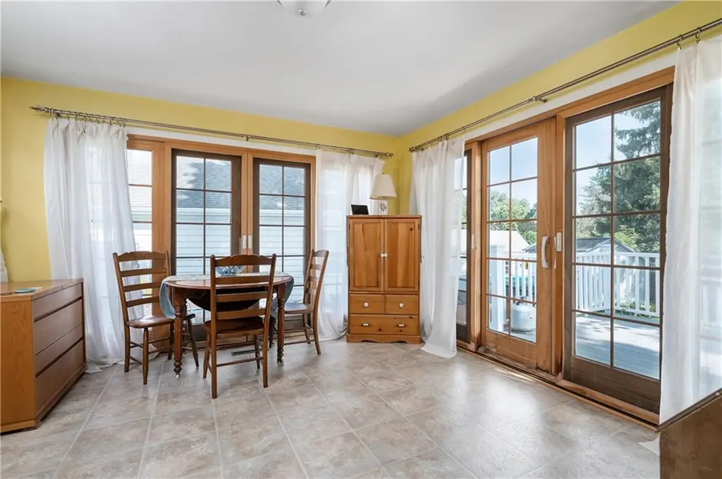 25 Sleepy Hollow Drive Cumberland RI 02864