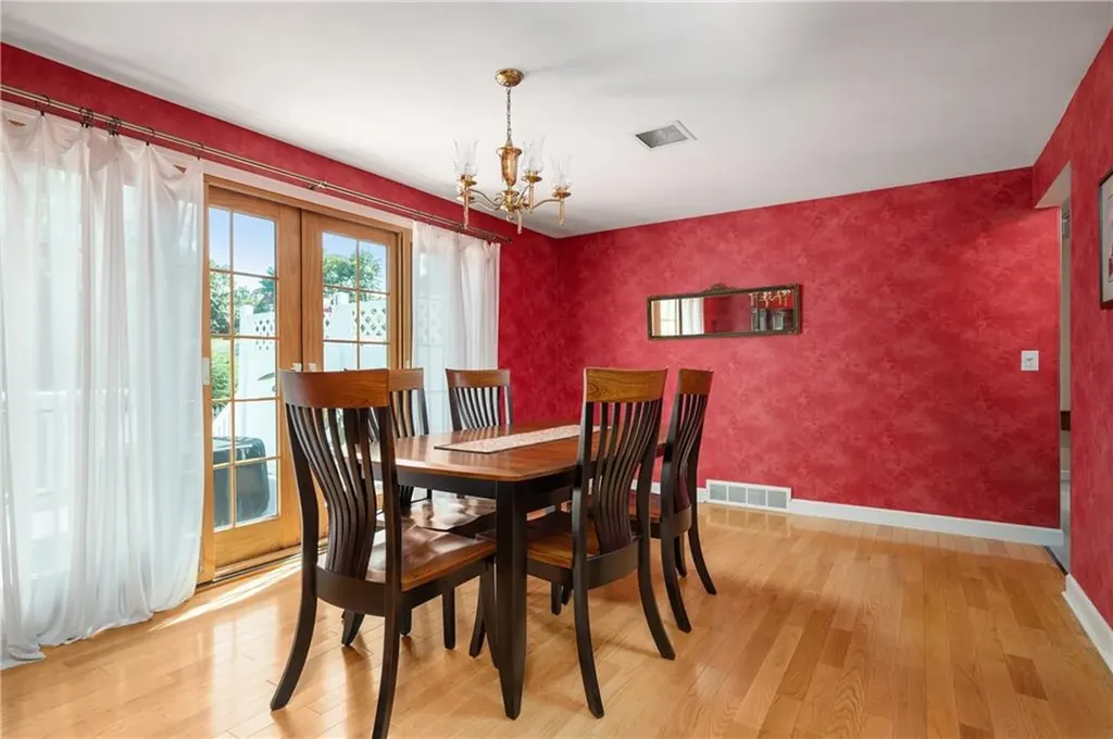 25 Sleepy Hollow Drive Cumberland RI 02864