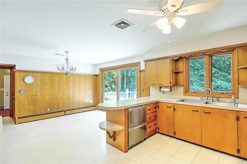 1 Southwick Drive Lincoln RI 02865