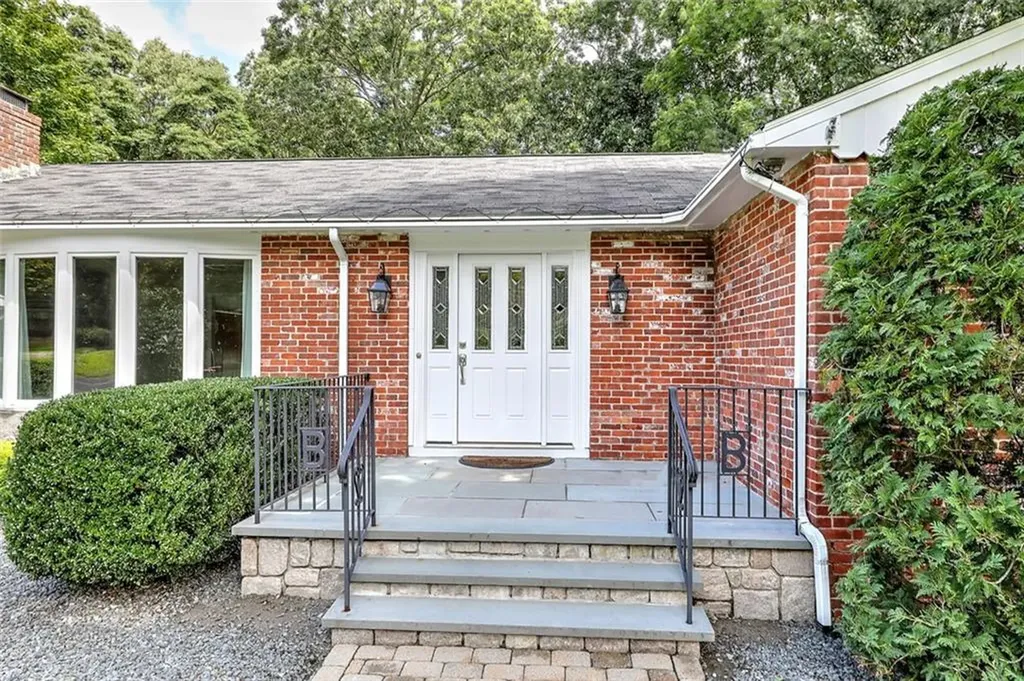 1 Southwick Drive Lincoln RI 02865
