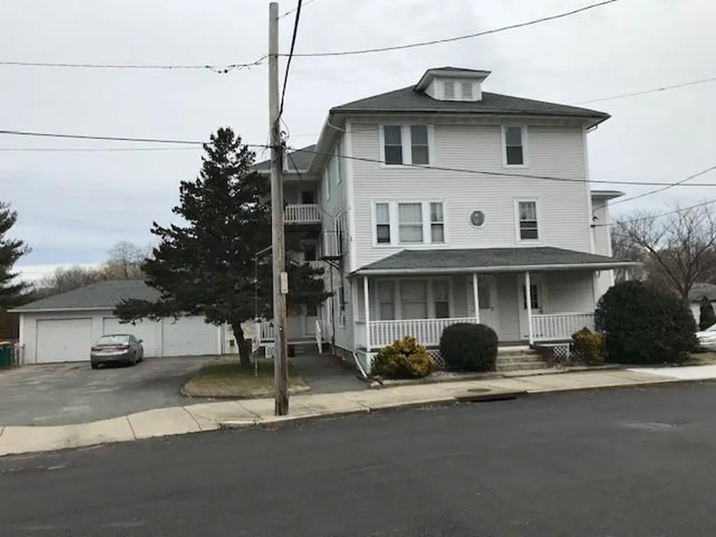 525 Wood Avenue Woonsocket RI 02895