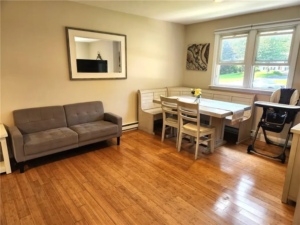 10 Robin Way Westerly RI 02891