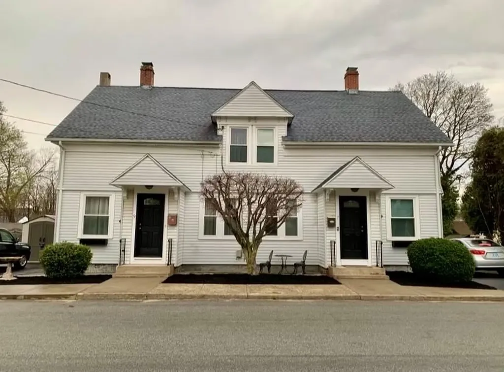 7 Lafayette Street West Warwick RI 02893