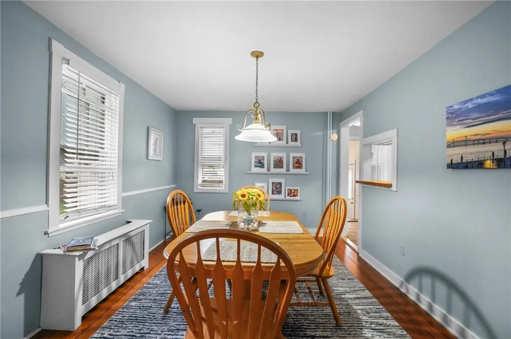 12 Hammond Street Newport RI 02840