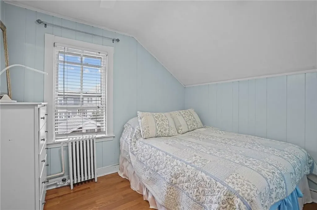12 Hammond Street Newport RI 02840