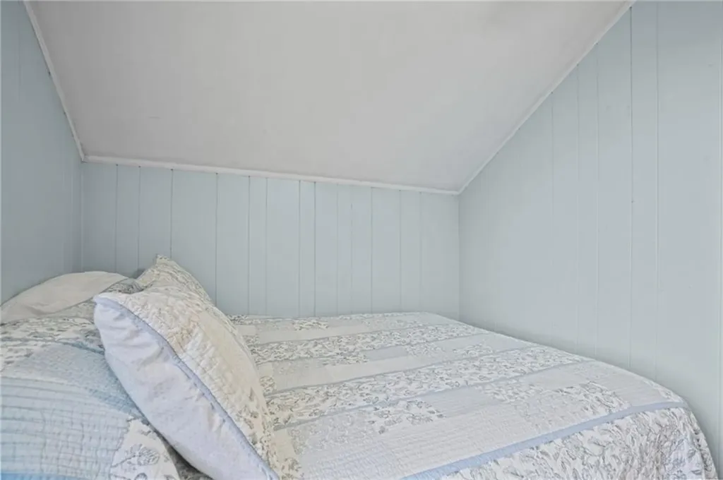 12 Hammond Street Newport RI 02840