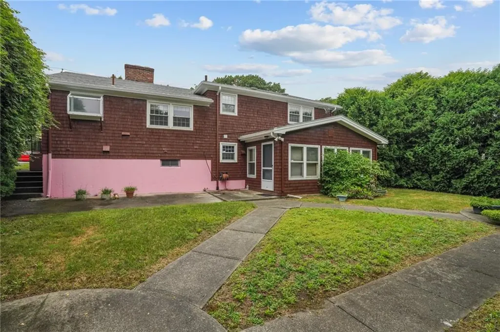 55 Longwood Avenue Providence RI 02908