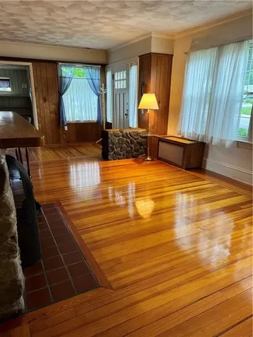 1830 Pawtucket Avenue East Providence RI 02914