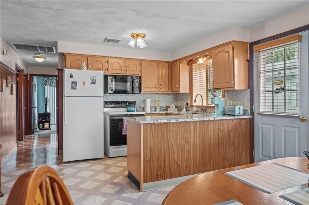 333 Beckwith Street Cranston RI 02910
