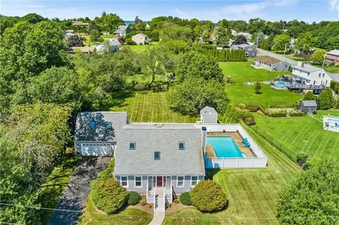 41 Soares Drive Portsmouth RI 02871