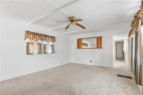 21 Lane A Lane Coventry RI 02816