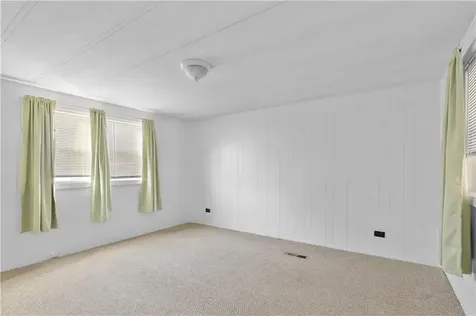 21 Lane A Lane Coventry RI 02816