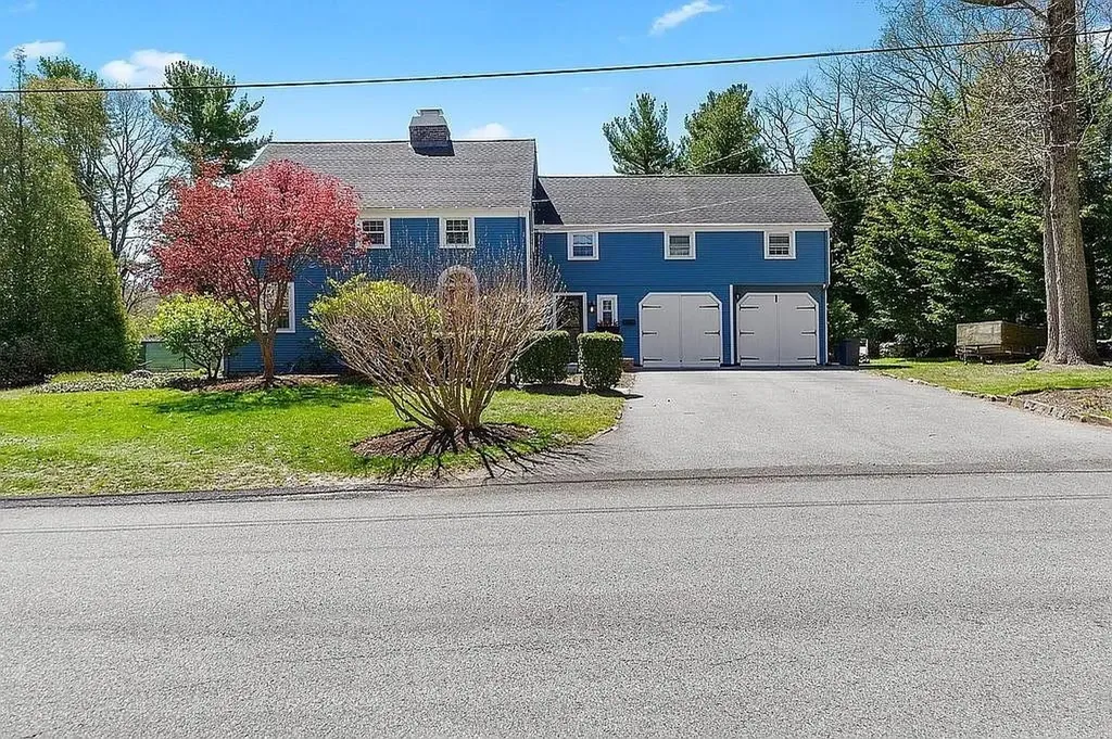 132 Windermere Way Warwick RI 02886