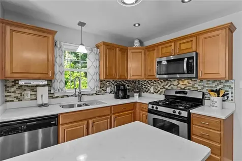 16 Carder Street Providence RI 02904