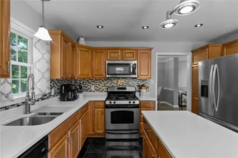 16 Carder Street Providence RI 02904