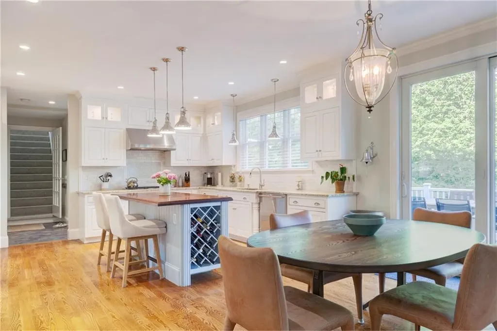 122 Mountain Laurel Lane Tiverton RI 02878