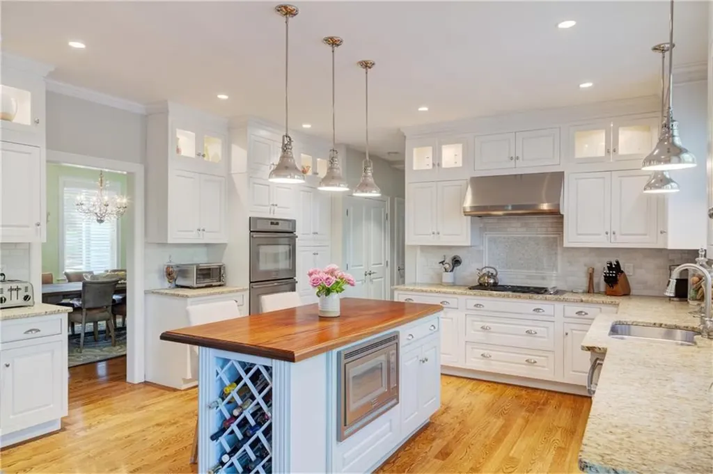 122 Mountain Laurel Lane Tiverton RI 02878