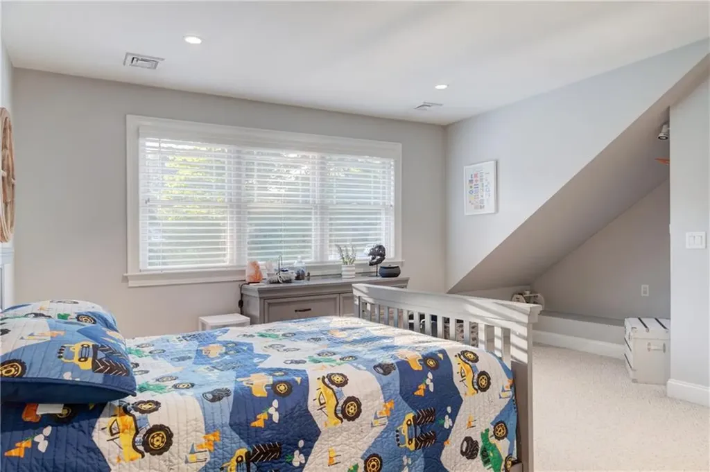 122 Mountain Laurel Lane Tiverton RI 02878