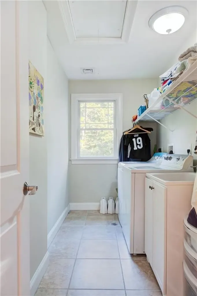 122 Mountain Laurel Lane Tiverton RI 02878