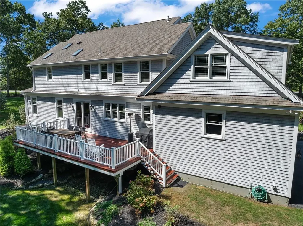 122 Mountain Laurel Lane Tiverton RI 02878