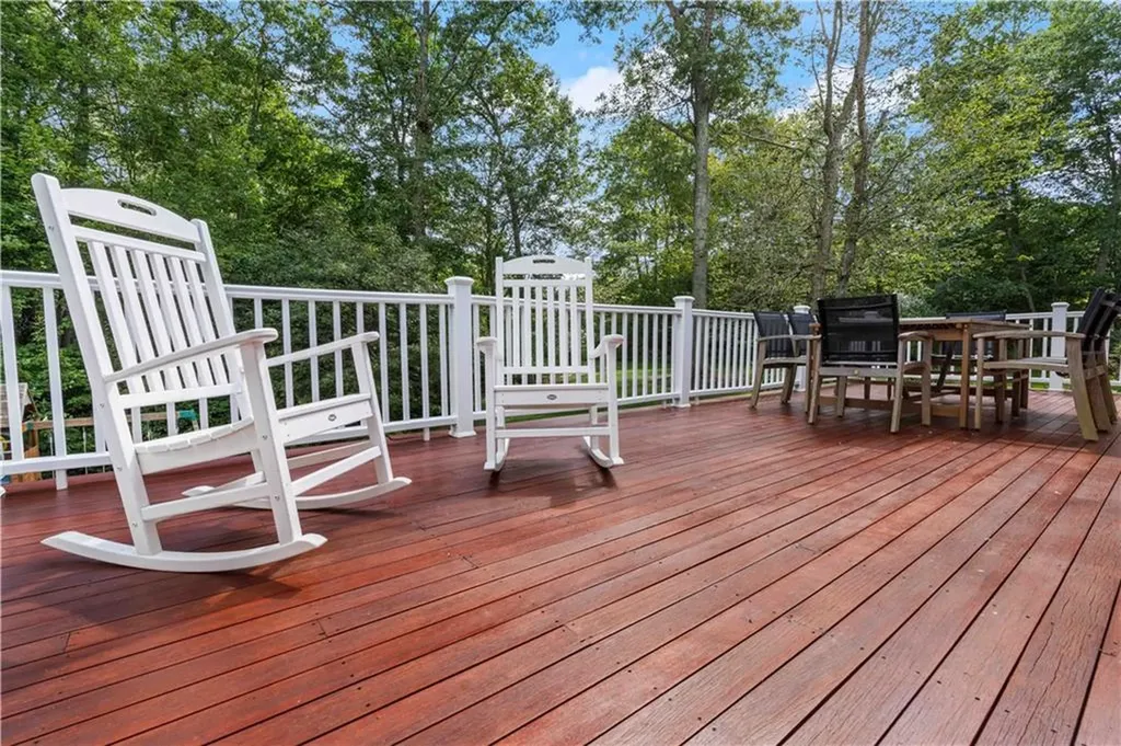 122 Mountain Laurel Lane Tiverton RI 02878
