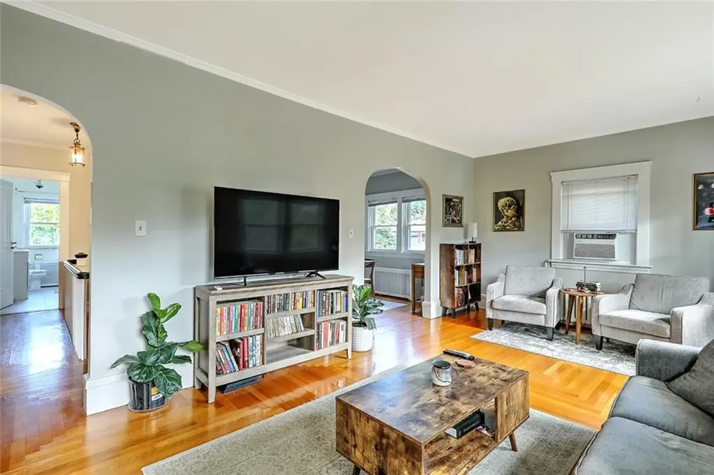 1004 Hope Street Providence RI 02906