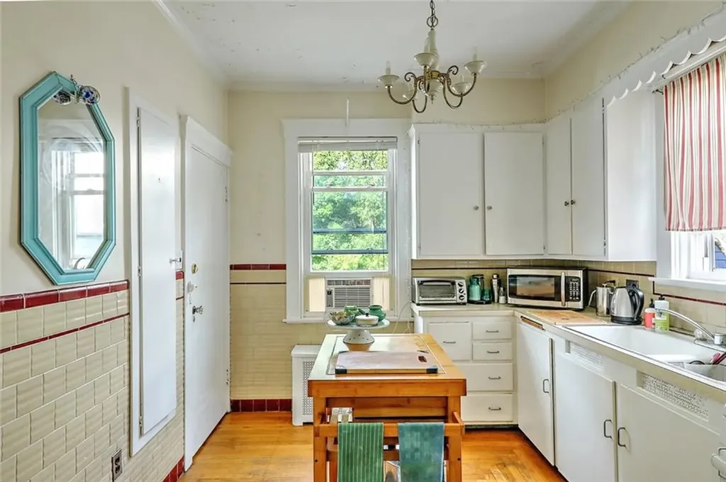 1004 Hope Street Providence RI 02906