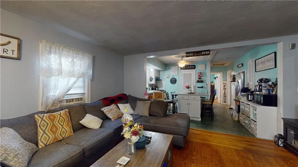 24 Oneil Street Providence RI 02904