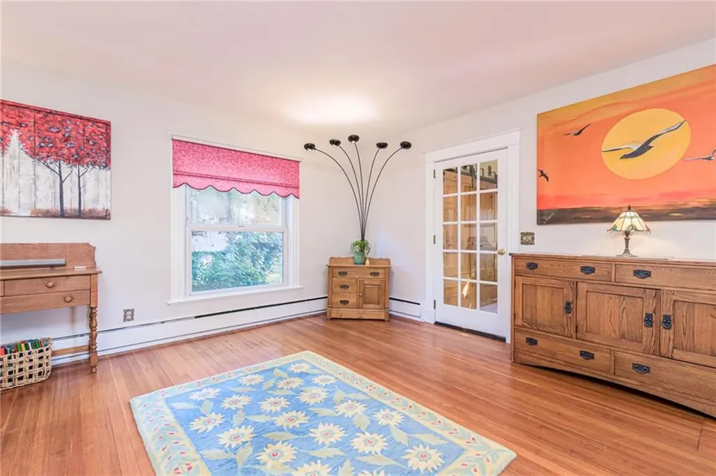 22 Park Avenue Westerly RI 02891