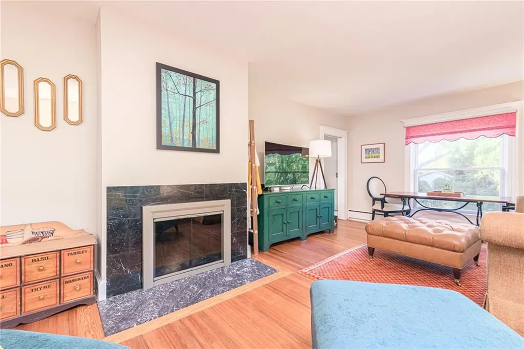 22 Park Avenue Westerly RI 02891