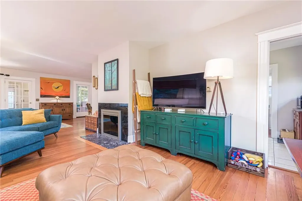 22 Park Avenue Westerly RI 02891