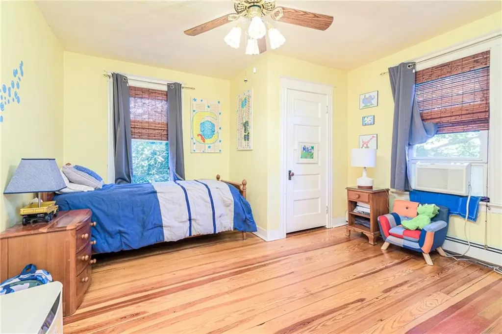 22 Park Avenue Westerly RI 02891