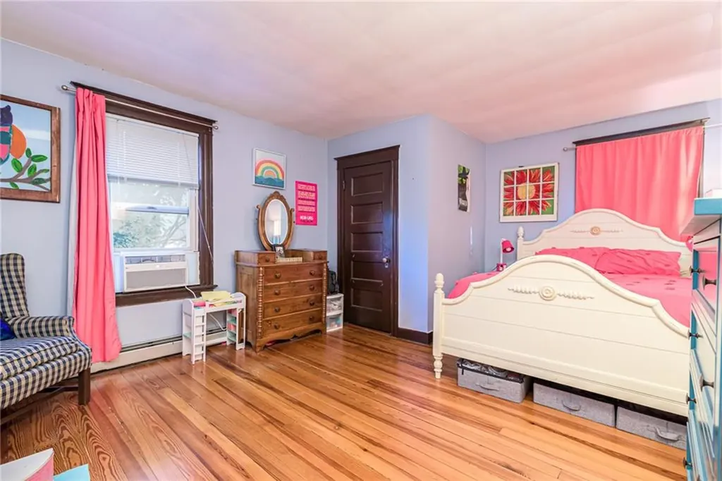 22 Park Avenue Westerly RI 02891