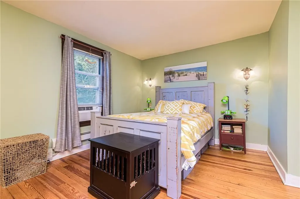 22 Park Avenue Westerly RI 02891