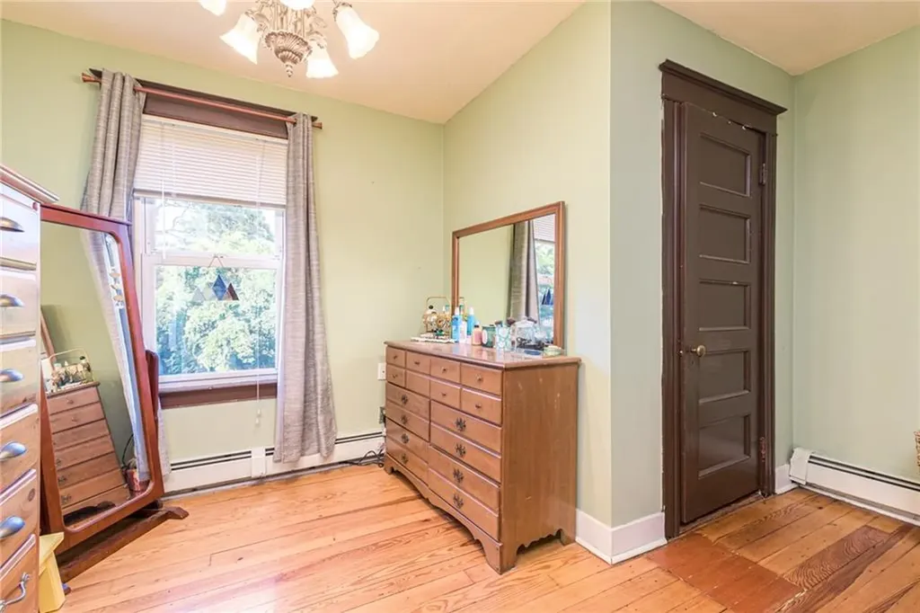 22 Park Avenue Westerly RI 02891