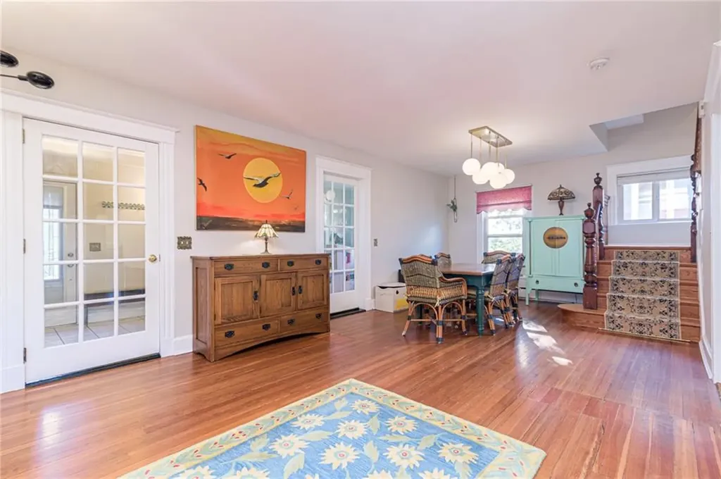 22 Park Avenue Westerly RI 02891