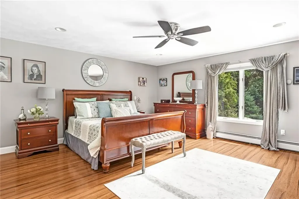 54 Kickemuit Avenue Bristol RI 02809